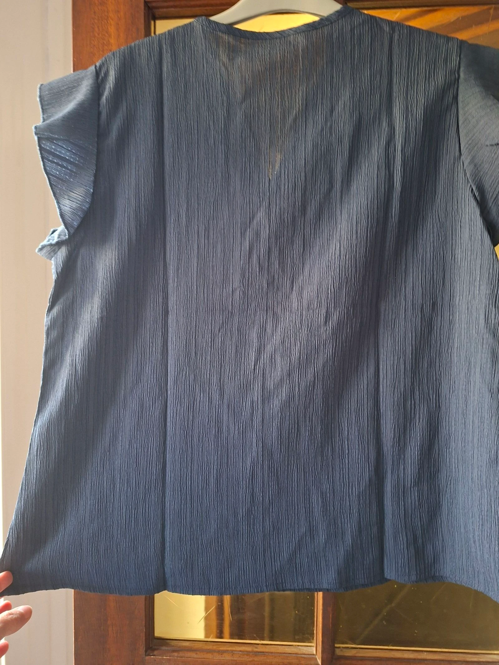 Blusa mujer azul marino plisada nueva – Taille L – Mangas volantes – photo 4
